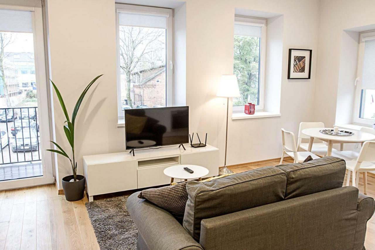 Modern 1Bd Apartment In Old Town By Hostlovers Kaunas Buitenkant foto